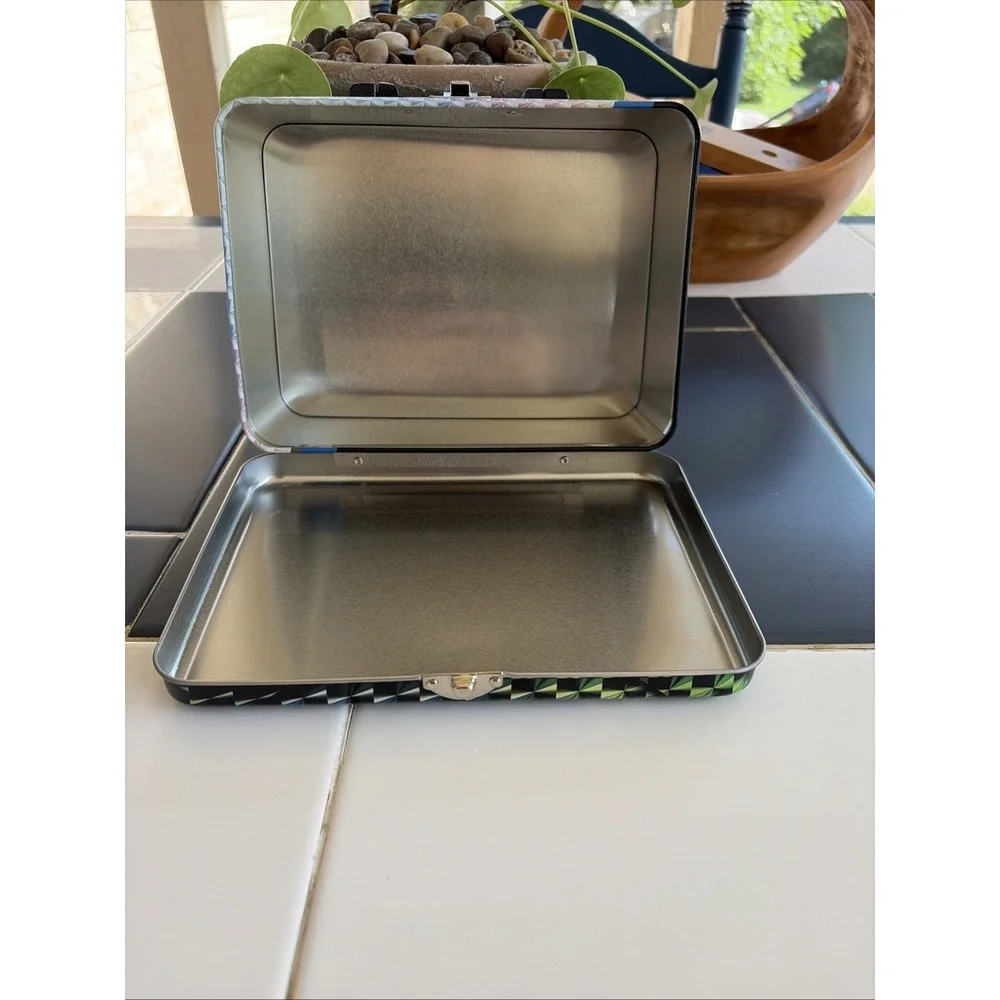 EMPTY 2025 Panini Revolutions Jahmyr Gibbs Lunch Tin Lions (ESHLF)